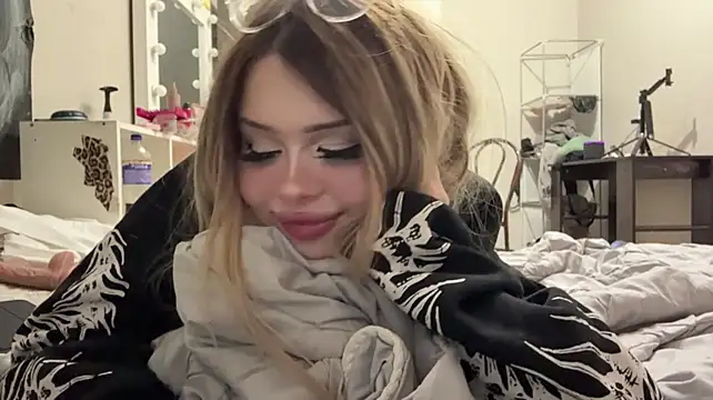 miafruit's Webcam Show