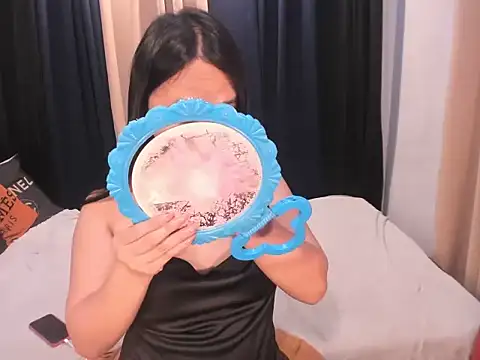 YourAsianHeart's Webcam Show
