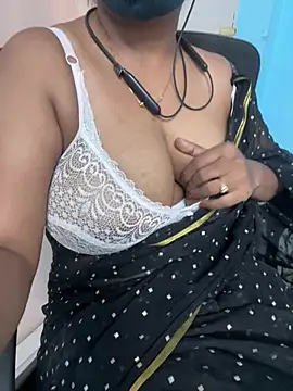 sajeetha_69's Webcam Show