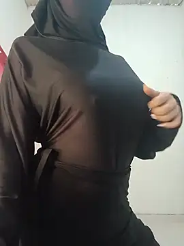 aisha-faraah's Webcam Show