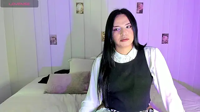 Midnight_Moon-'s Webcam Show
