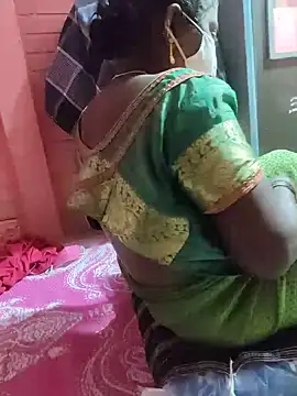 tamil_kavithas' Webcam Show