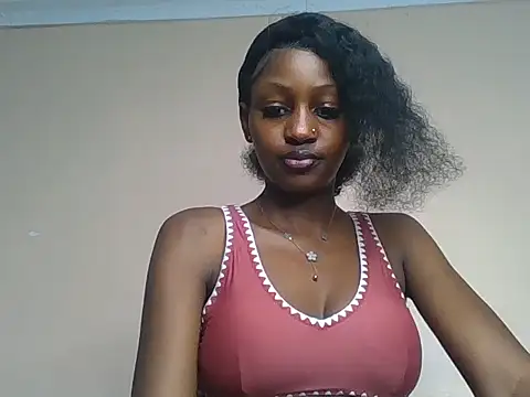 Prettylynee's Webcam Show