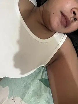 Heena-khan-12's Webcam Show