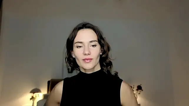 Miss_juliaa_'s Webcam Show