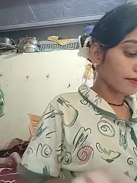 kamini_hat's Webcam Show