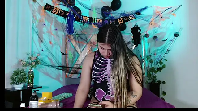 KattaleyaRousse's Webcam Show