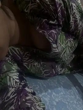 Cute_Riyakaur's Webcam Show