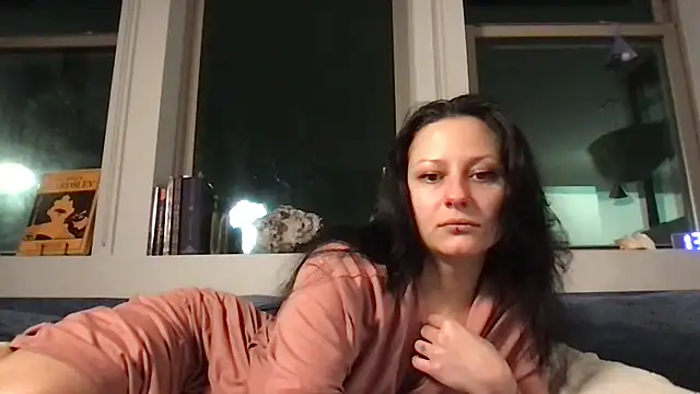 PhillipDebra86's Webcam Show