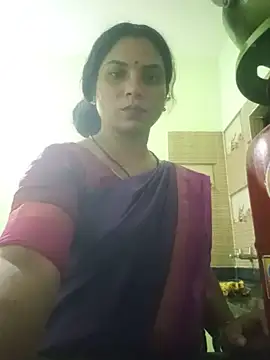 Hotneha07's Webcam Show