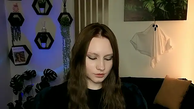 ElodieRenaud's Live XXX Chat