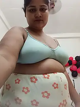 KissMeKavya's Webcam Show