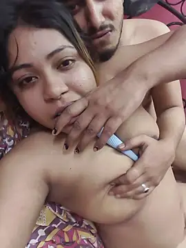 tiyamoon's Webcam Show