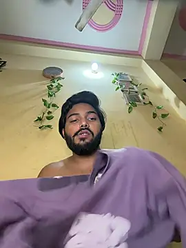 Top_Reyanshh's Webcam Show