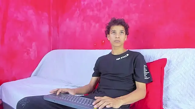 AXEL_DESIRE's Webcam Show