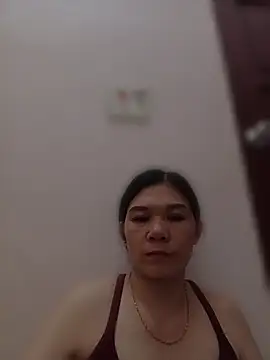 Mi-Linna's Webcam Show