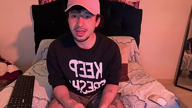 zoren_33's Webcam Show