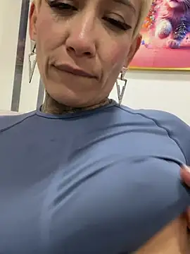 Everlyn_Sex's Webcam Show
