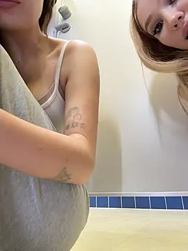 Coconut_milk's Webcam Show