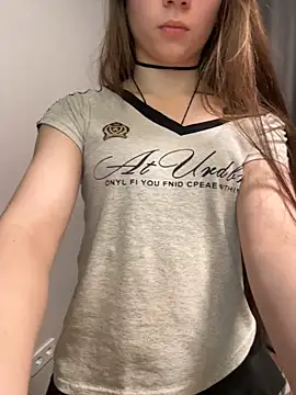 SweetieKitty1's Webcam Show