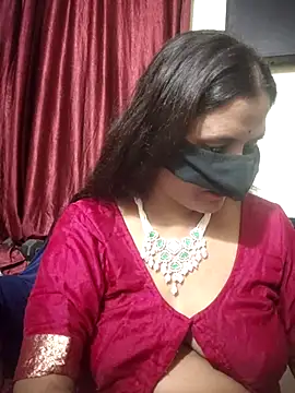 Golden_Desi's Webcam Show
