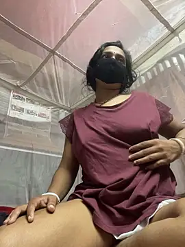 Horny_chubby_girl_'s Webcam Show