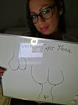 CleoPrivate1's Live XXX Chat