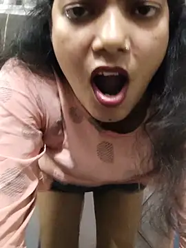 anarkali143's Webcam Show