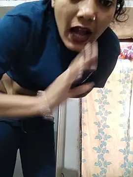 anarkali143's Webcam Show