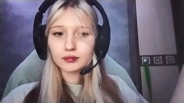 eliseida's Webcam Show
