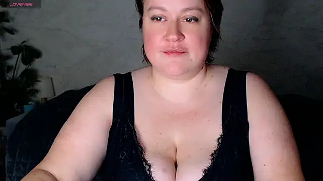AlexSilk_Suds' Live XXX Chat