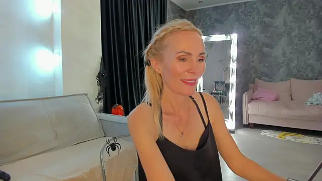 Sevil_Laurent's Webcam Show