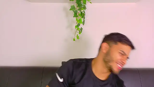 TylerWest_'s Webcam Show