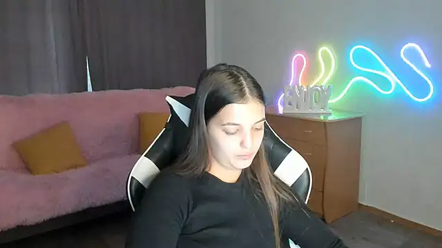 ChicGirl's Live XXX Chat