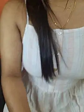 minmini__tamil's Webcam Show