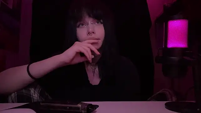 RevivedSop's Webcam Show