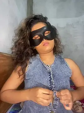 Dilshi's Live XXX Chat