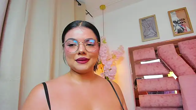 ariadna_bianchi's Webcam Show