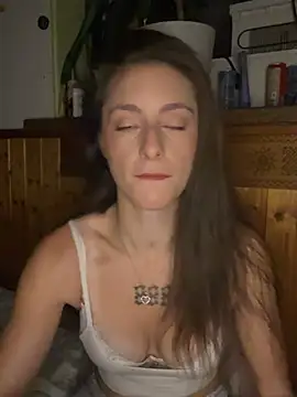 TeenLeonie18's Live XXX Chat