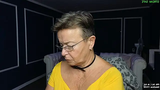 Lia_Light's Webcam Show