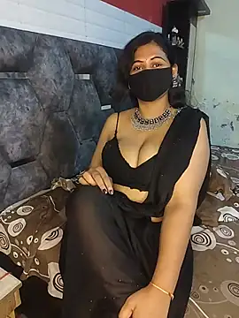 inaya28's Live XXX Chat