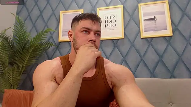 RyannWest's Webcam Show