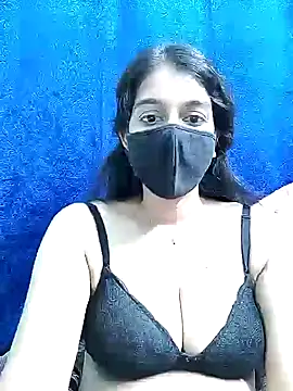 Tamilhotpriya's Webcam Show
