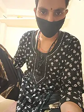 Cuty_ruhani's Webcam Show