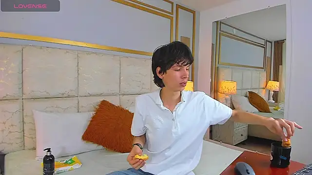 AbyssGaze's Webcam Show