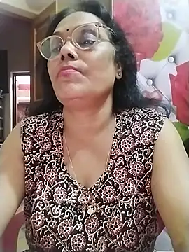 aditimukherjee533's Webcam Show