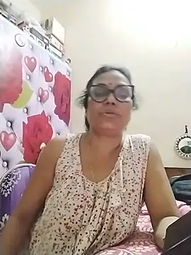 aditimukherjee533's Webcam Show