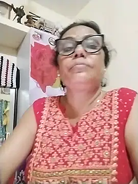 aditimukherjee533's Webcam Show