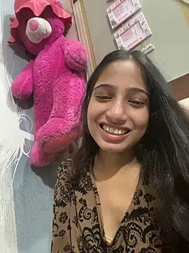 neetuuuuu11's Live XXX Chat
