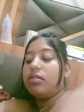 Queen-punjabi's Webcam Show
